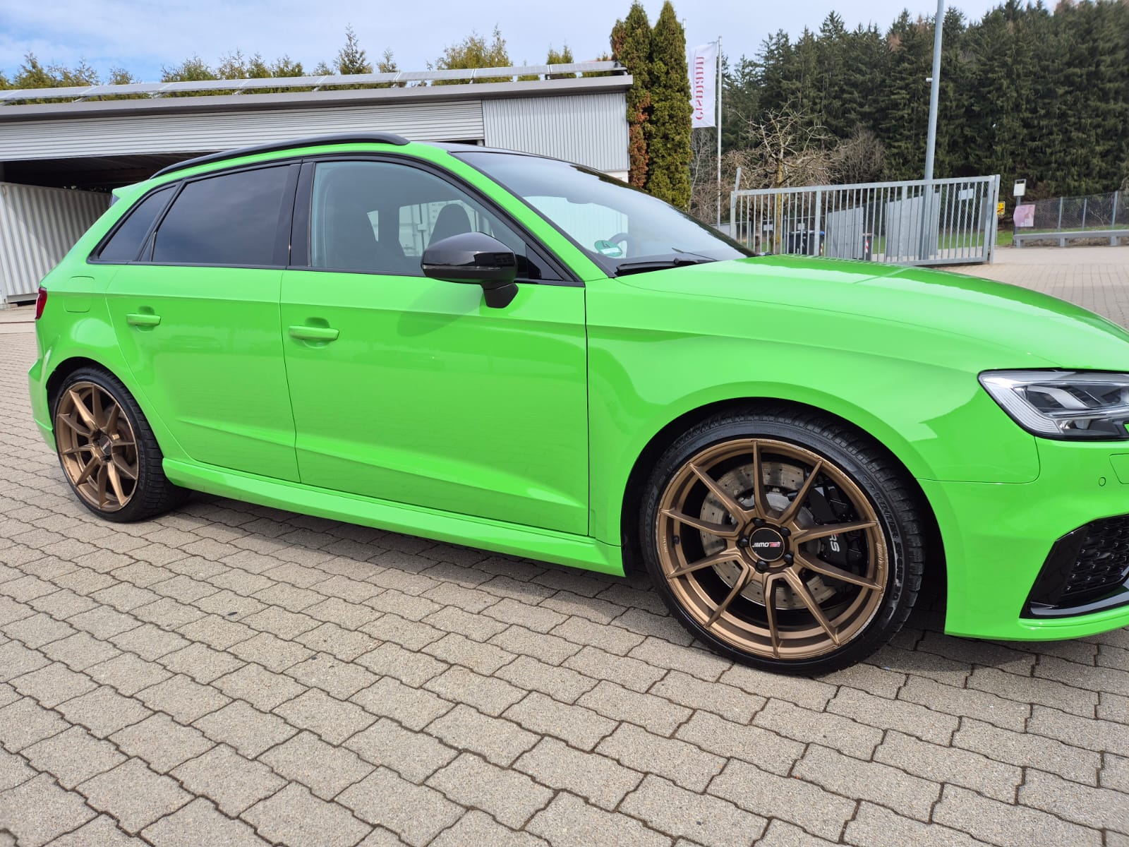Berger Glanz Audi Gruen Referenz 2